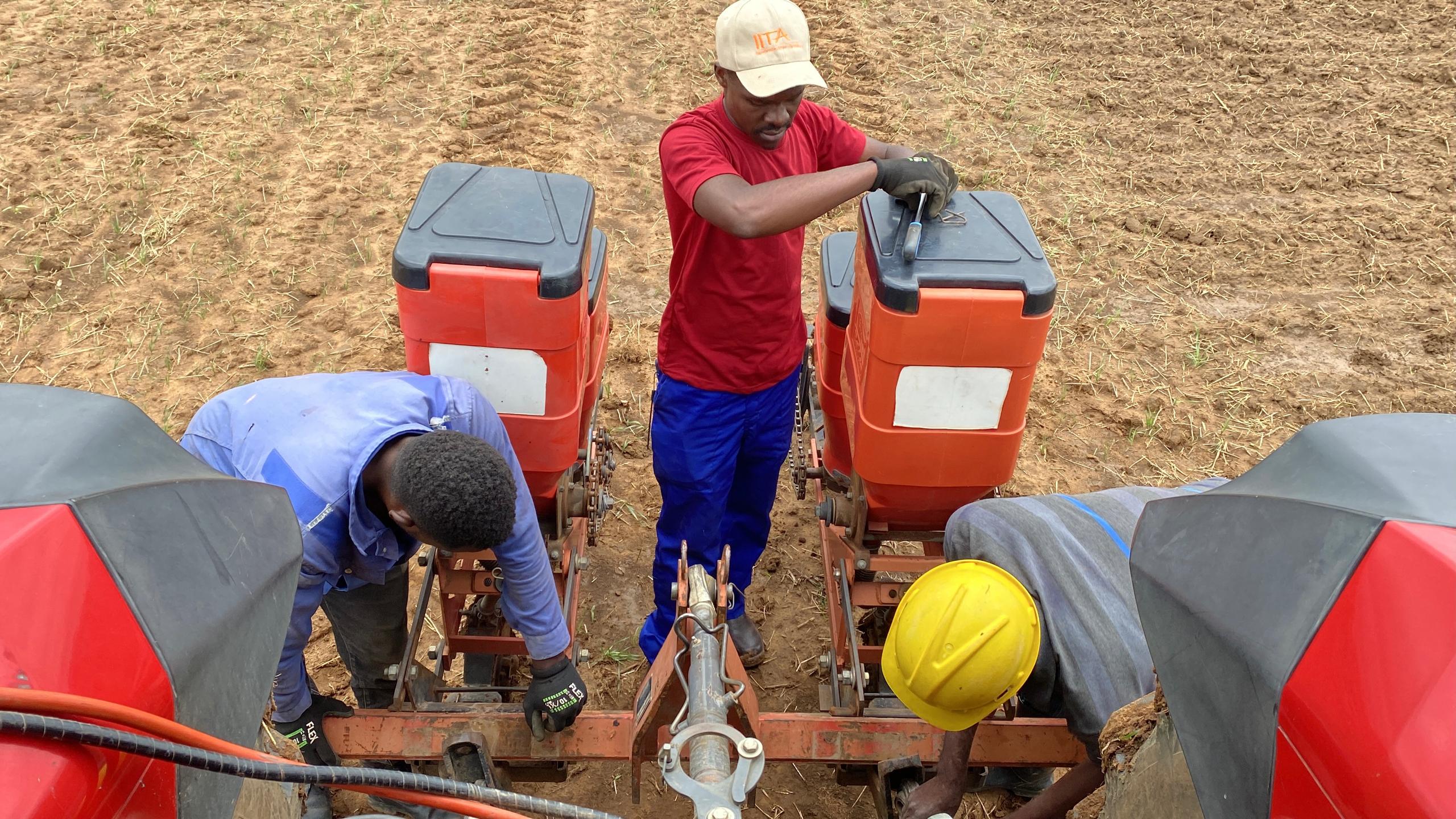 Reducing Labour Burdens in Zambia’s Maize-Legume Cropping Systems through Mechanisation