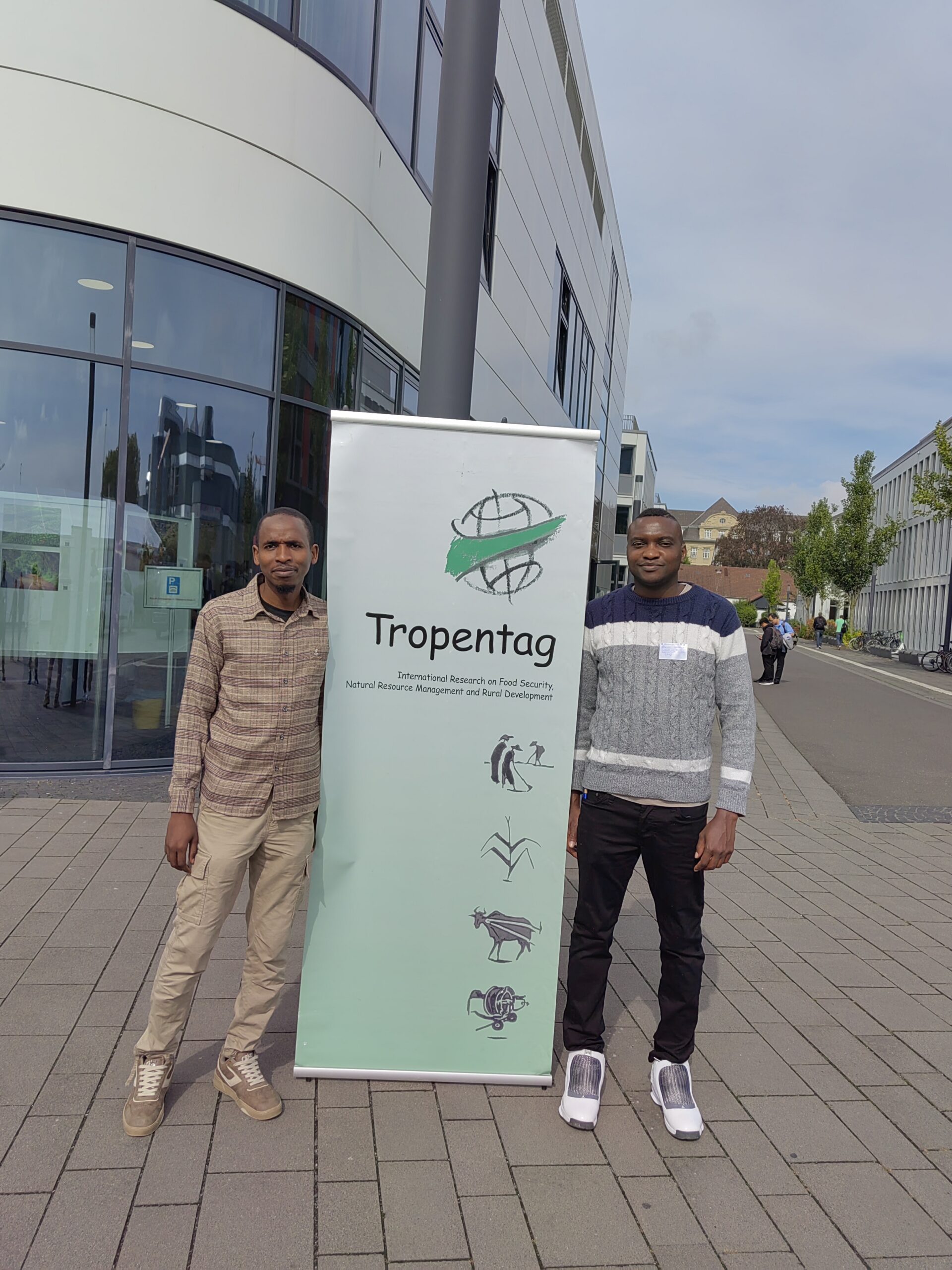 LEG4DEV researchers present legume-scaling research findings at Tropentag 2025